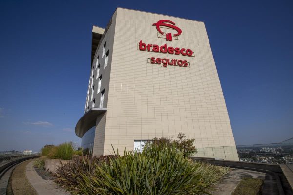 d08a079e3c7e-Bradesco_Seguros