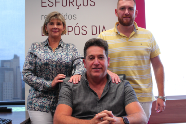 642fd0c1b914-Diretoria_executiva__Sócios_SIS_